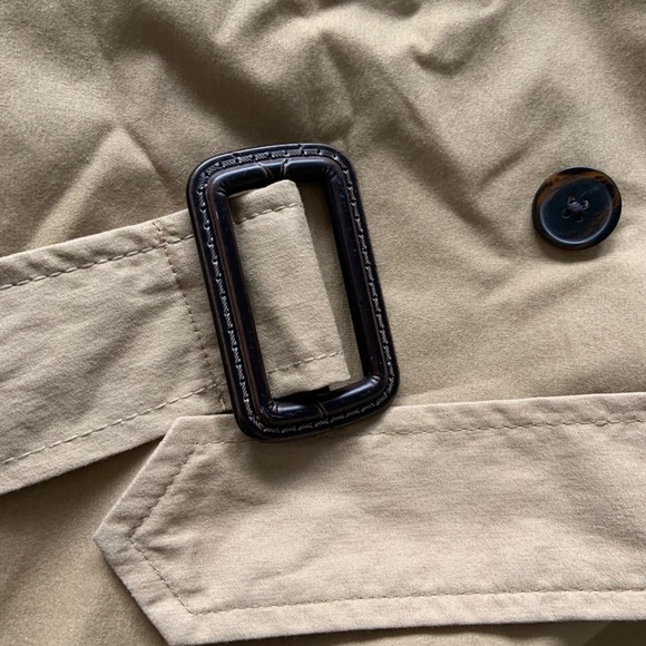 Old navy cream trench coat - Picture 2 of 10